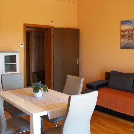 Apartments Frank Rovinj Exterior photo